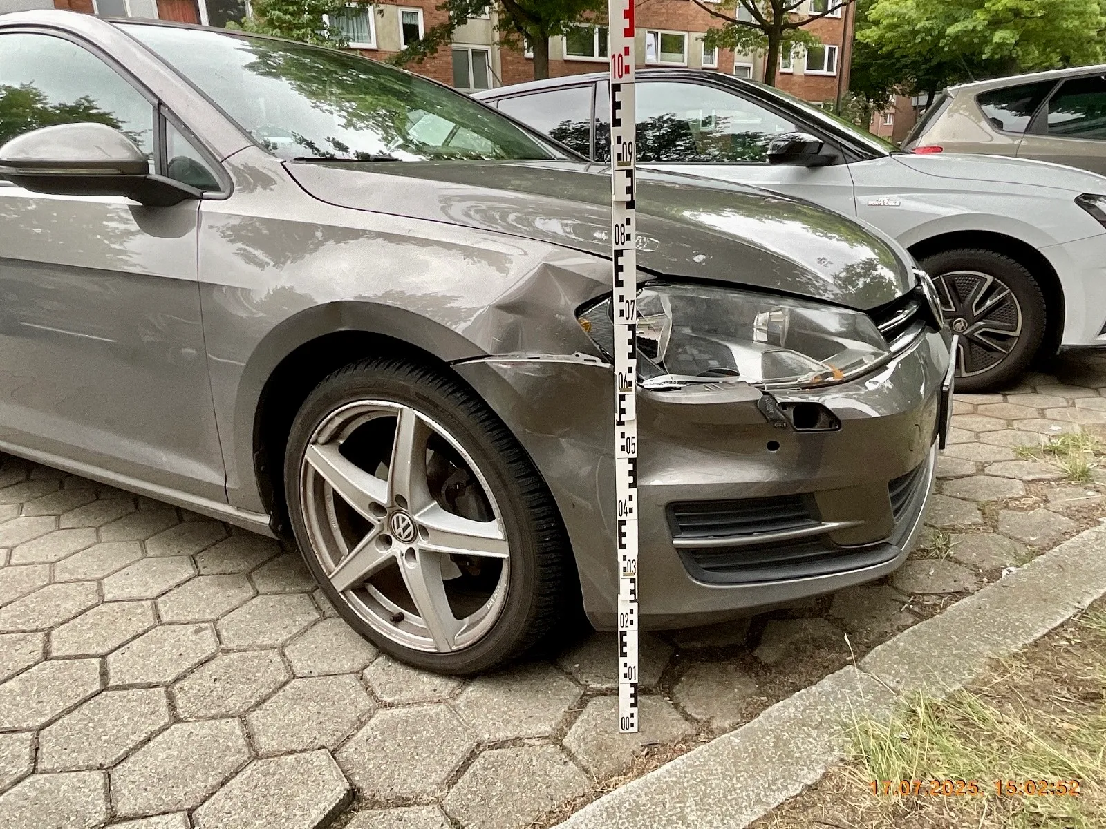 Kfz-Gutachter Hamburg - POINT of GUTACHTEN GmbH - Unfallgutachten & Wertermittlung