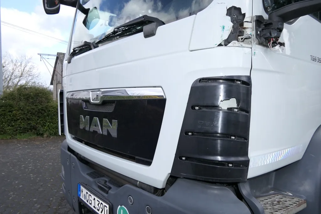 Kfz-Gutachter Nettersheim - Uebe-Emden Sachverständigenbüro - Schadengutachten